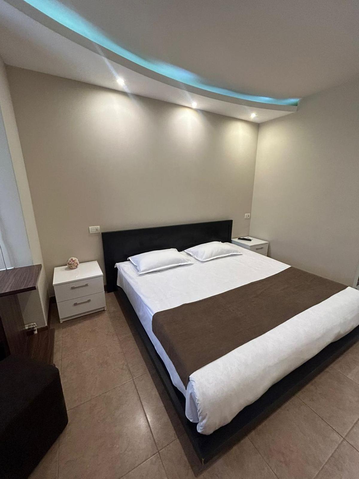Time Hotel & Tours Jerevan Eksteriør billede